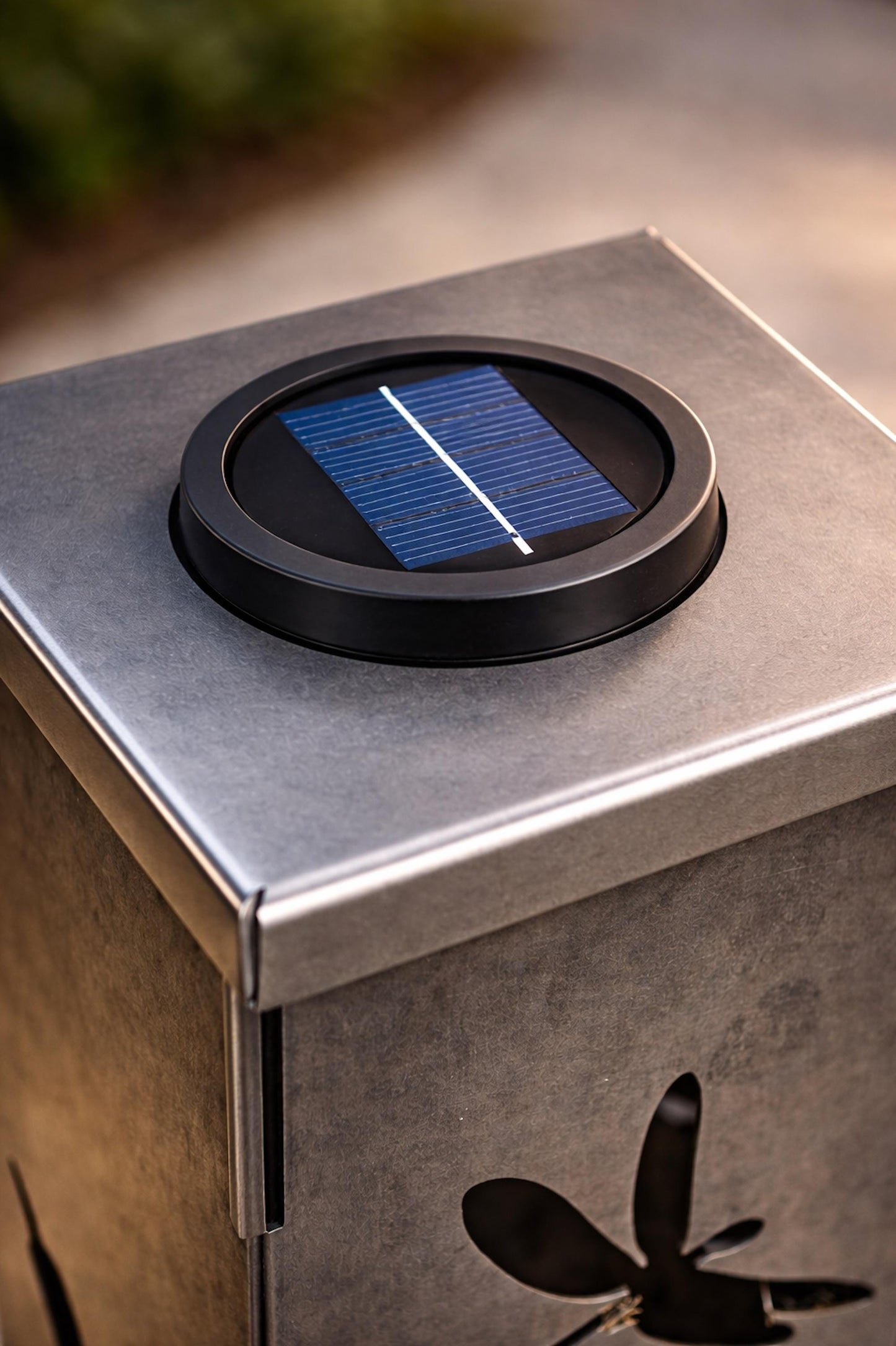 Solar Lid for Garden Column, Outdoor Solar Light Top for Metal Posts, Replacement Solar Cap for Yard Pillar, Warm Glow Landscape Lighting
