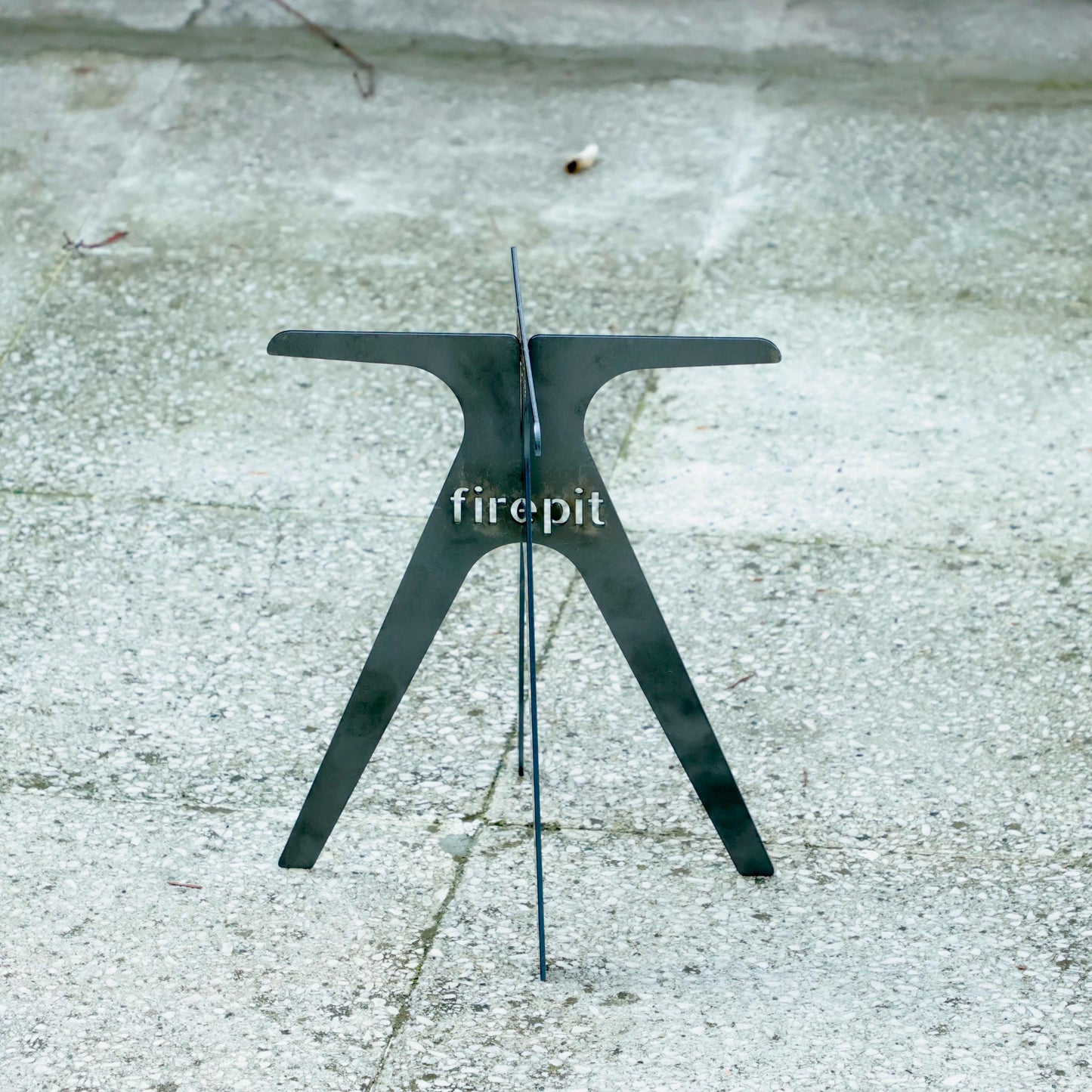 Vertical Fire Pit Grate, Heavy-Duty Campfire Stand, Log Holder for Bonfires, Fire Pit Stand for Camping, Wood Fire Starter Rack