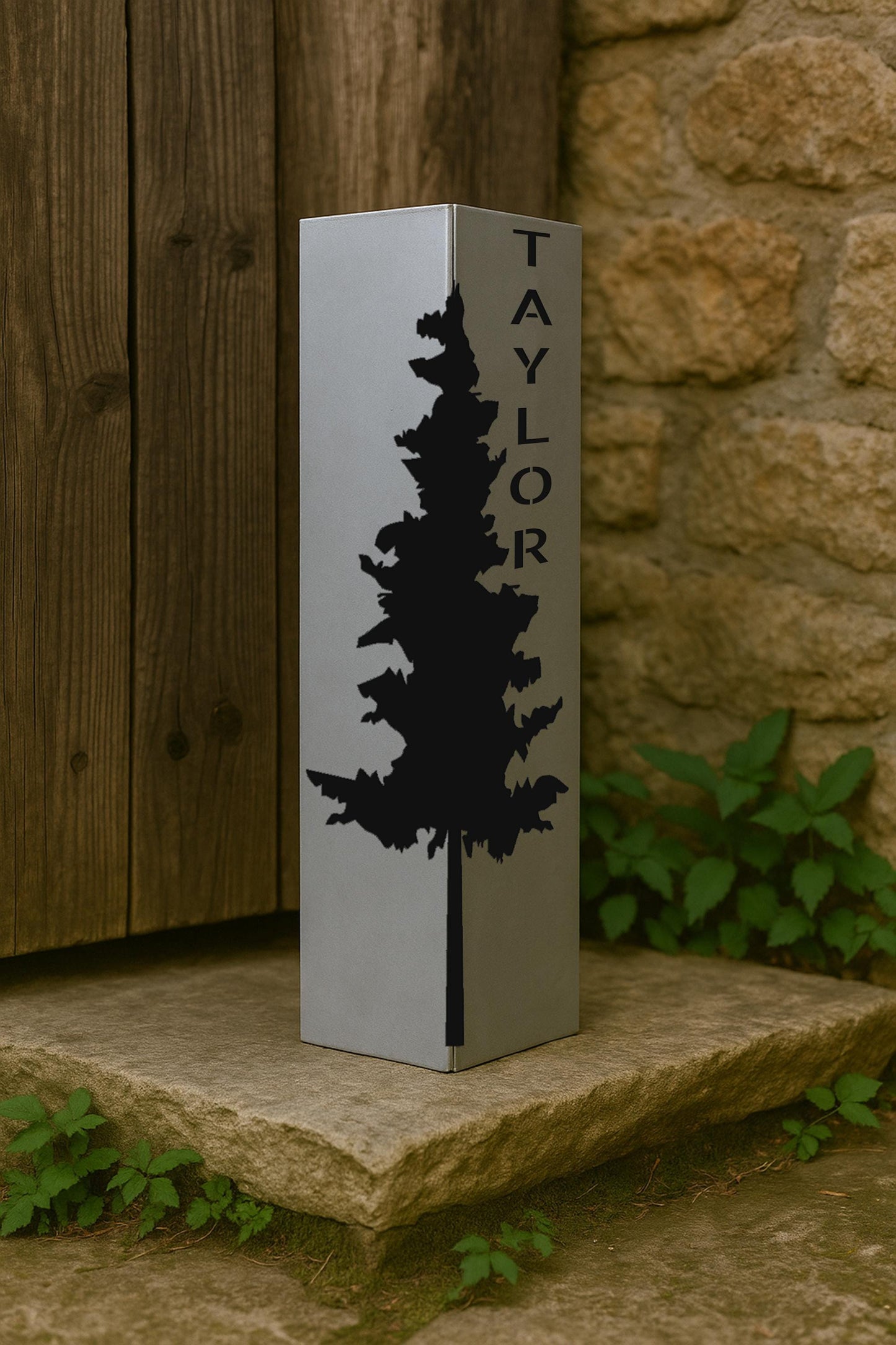Custom Pine Tree Metal Garden Column with House Number, Collapsible Raw Steel Yard Post, Personalized Outdoor Lawn Art, Rustic House Decor