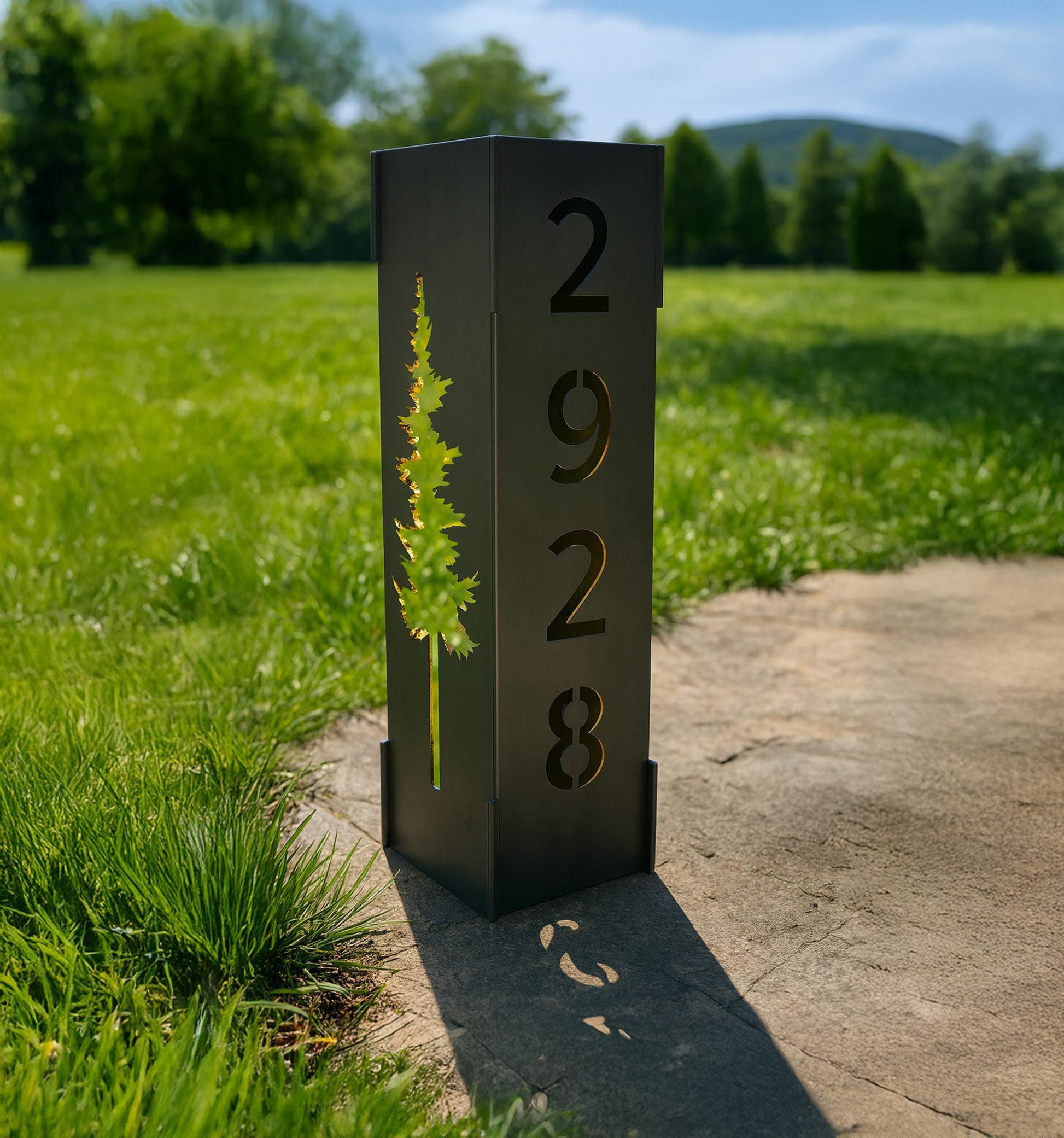 Personalized Metal Garden Column with Pine Tree, Raw Steel House Number Yard Sign, Outdoor Address Pillar, Modern Rustic Deco