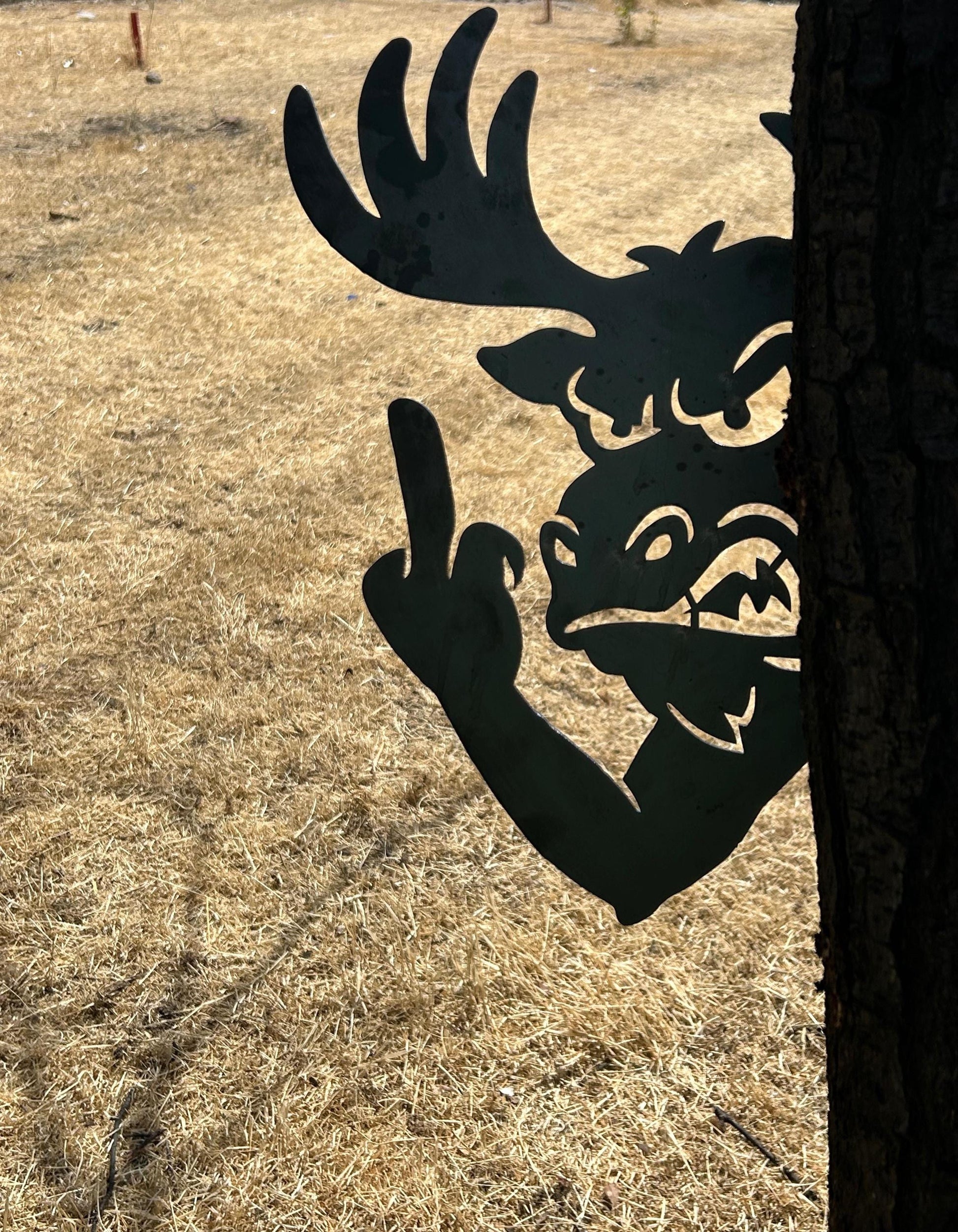 Peek-a-Boo Moose Metal Sign, Funny Tree Yard Decor, Raw Steel Outdoor Wall Art, Cheeky Cabin Decoration, Prank Gift for Hunte