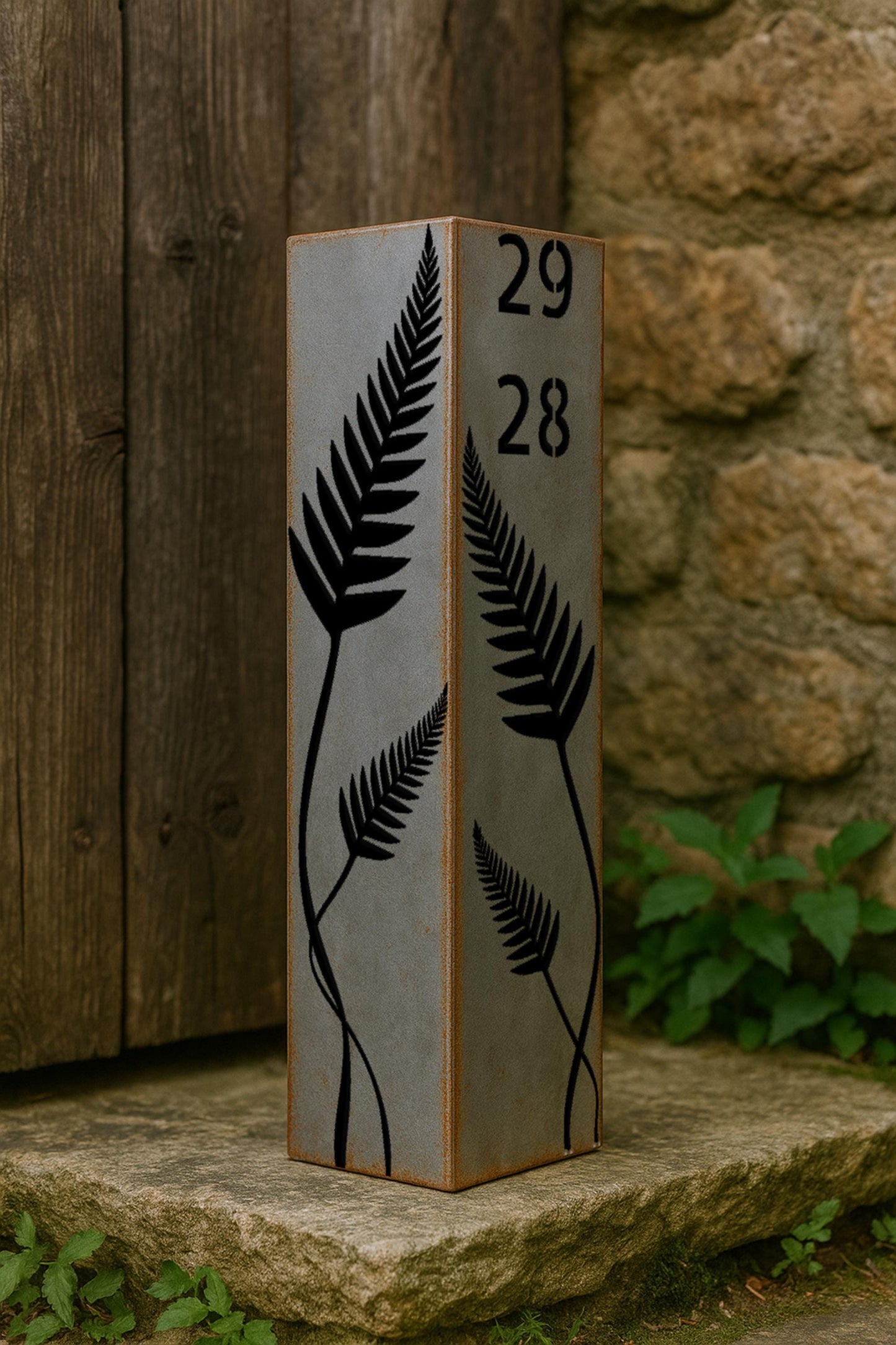 Fern Leaf House Number Column, Rustic Steel Address Pillar for Yard
