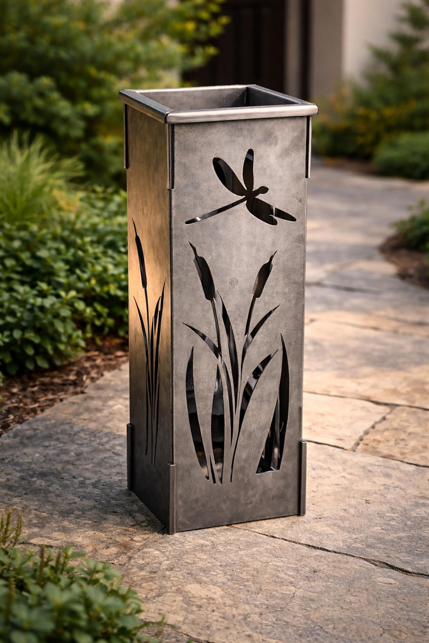 Solar Lid for Garden Column, Outdoor Solar Light Top for Metal Posts, Replacement Solar Cap for Yard Pillar, Warm Glow Landscape Lighting